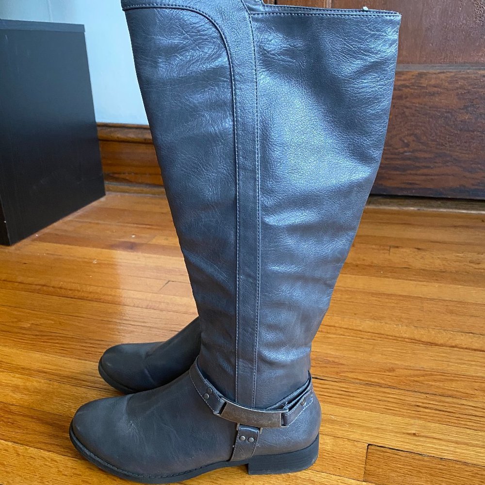 Gray Leather Boots